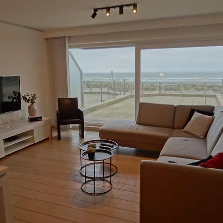 Lägenhet In By The Beach, Cleaning Included